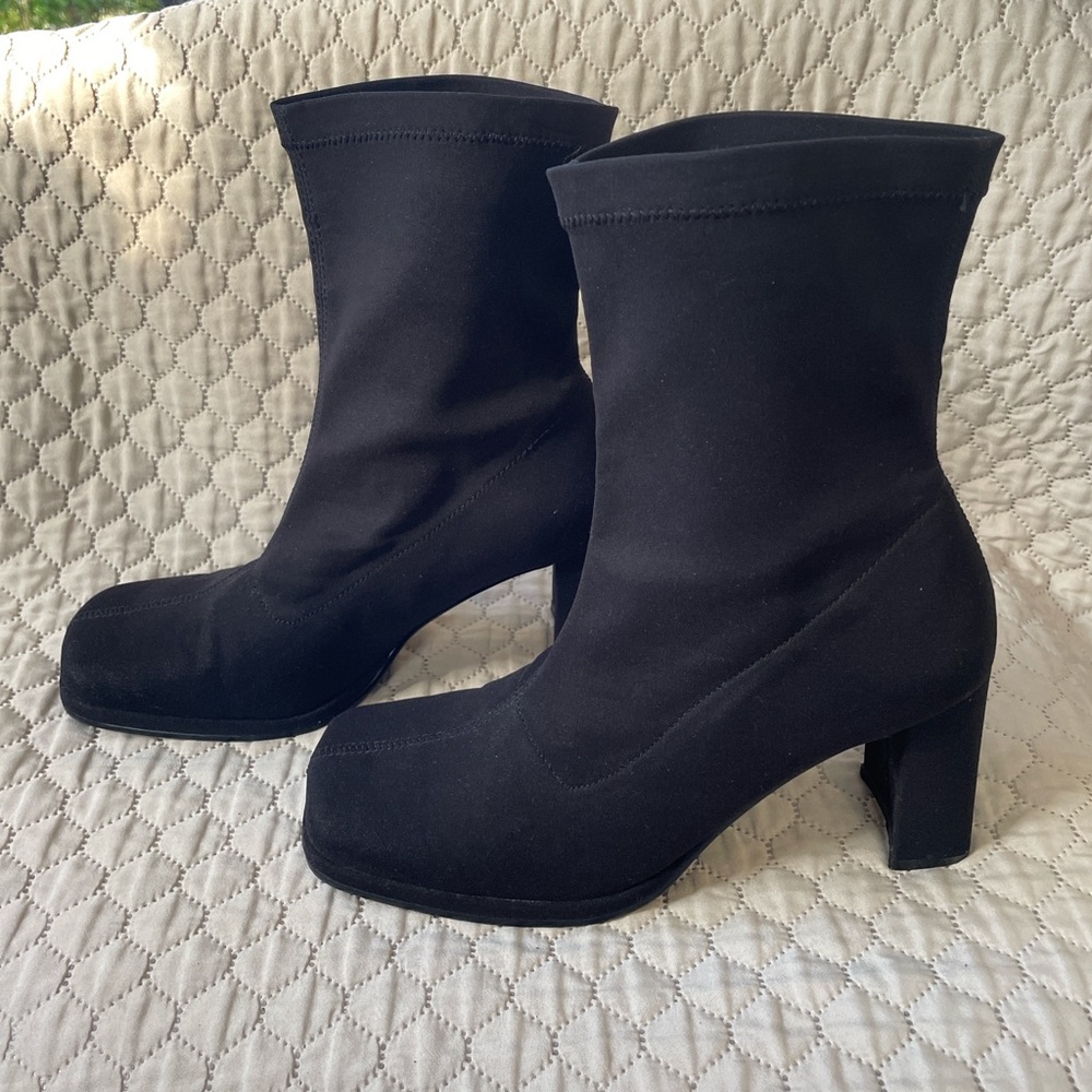 Unlisted Elegant Black Heeled Boots